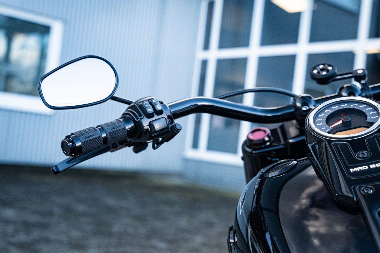 Fahrzeugabbildung Harley-Davidson FLFBS FAT BOY SOFTAIL 114 -JEKILL&HYDE- MAD BOY