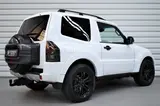 Mitsubishi Pajero 3.2 DI-D Top Autom.+Schiebedach+AHK+Xenon - gebrauchte Mitsubishi Pajero aus dem Jahr 2017