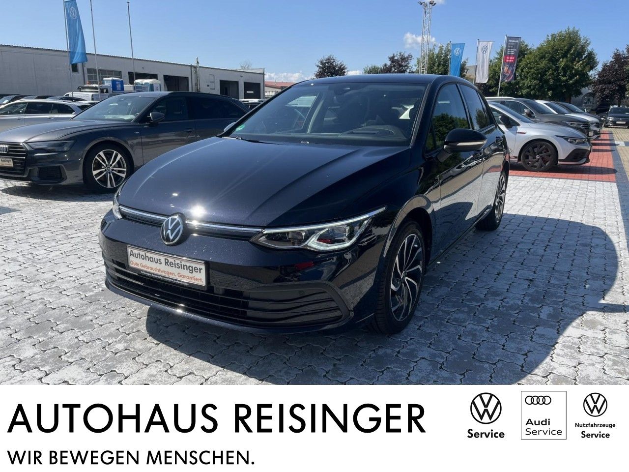 Volkswagen Golf VIII 1.5 eTSI Life DSG (MatrixLED+NAVI+APP+