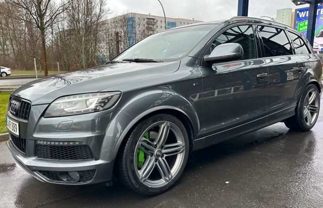 Audi Q7 4,2 TDi S-Line 7 sitzer ( DEFEKT )