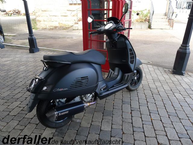 Vespa GTS 300 Notte 400 km