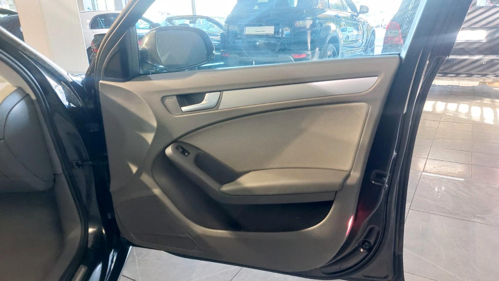 Audi A4 Lim. Ambiente *Erst 98tkm*Automatik*PDC*