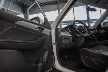 Bild 12 BAIC Senova X35 Freisprech BT ALU USB PDC Color .....