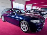 BMW 525d Touring M Paket xDrive 1Hand Steuer Kamera - blaue BMW 5er Reihe