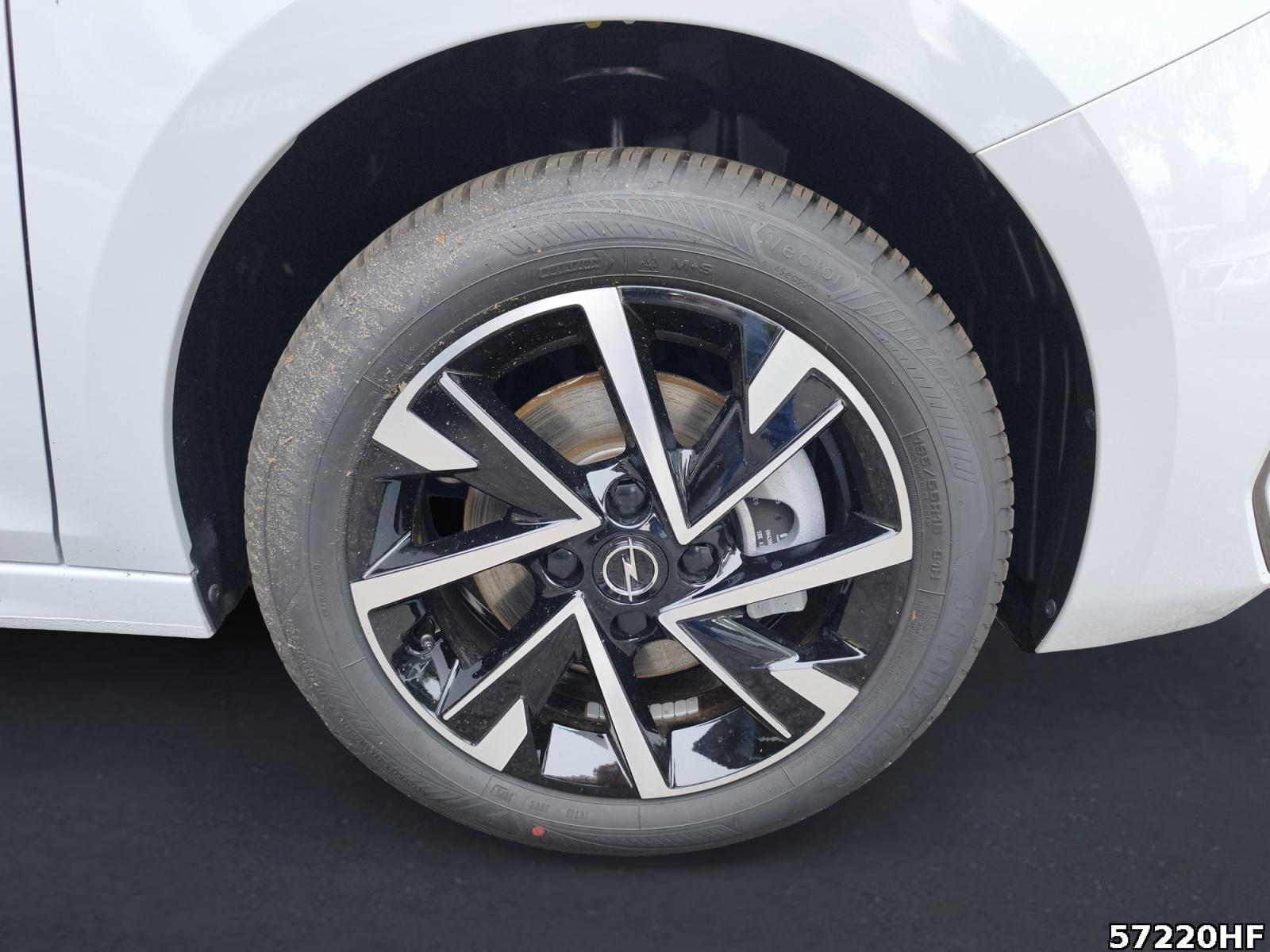 Fahrzeugabbildung Opel Corsa F Edition Hybrid 110 PS*SHZ*ALLWETTER*DAB
