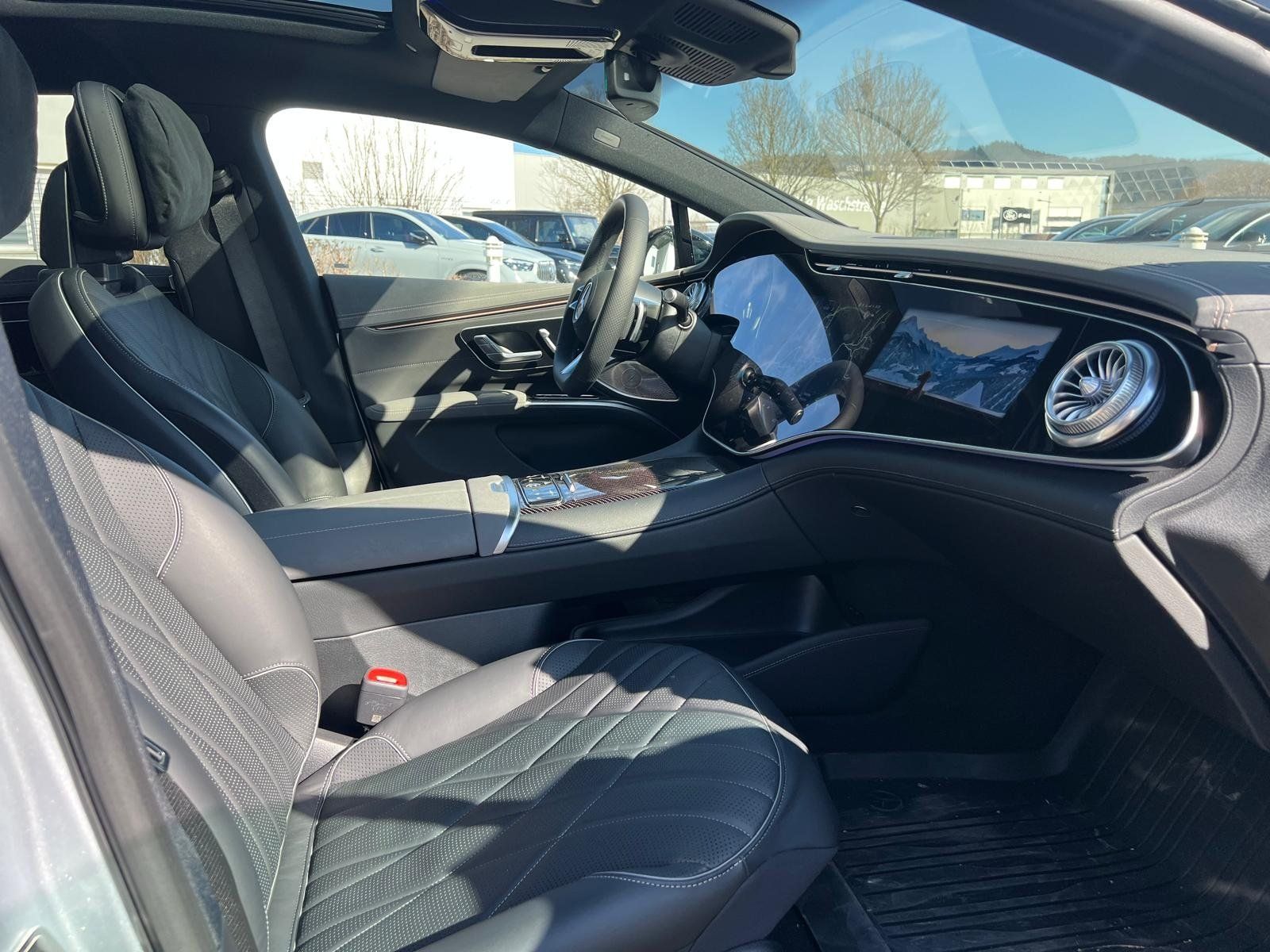 Fahrzeugabbildung Mercedes-Benz EQS 580 4M AMG Premium+ HYPER Massage HAL Carbon