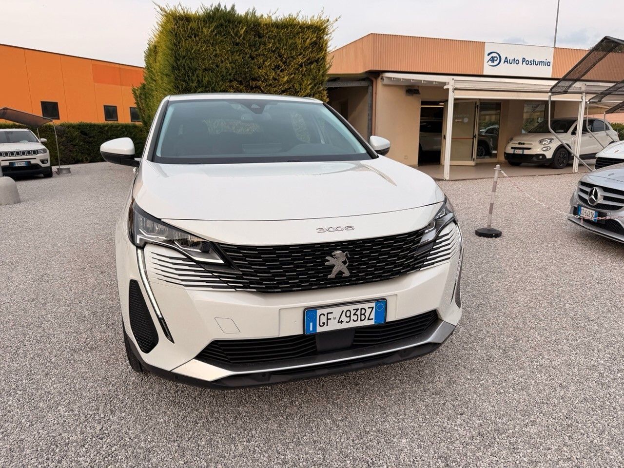 Peugeot 3008 1.5 bluehdi Active Business EaT8 (r imagem 2