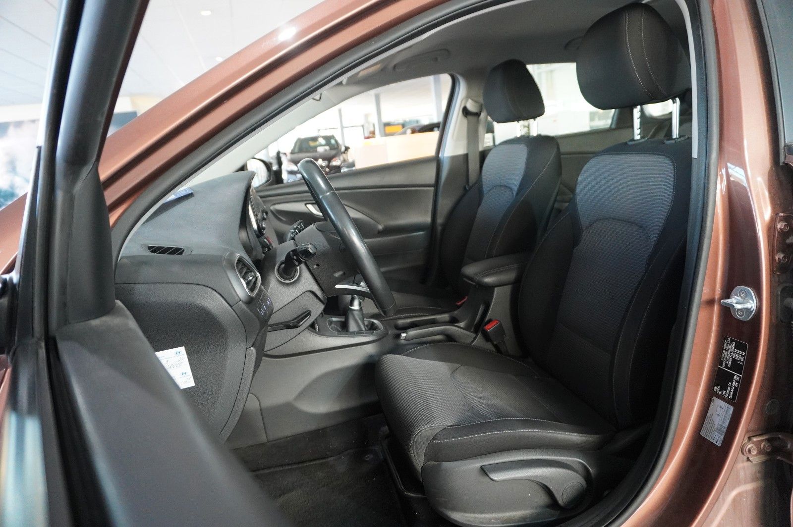 Fahrzeugabbildung Hyundai i30 LIM. 1.0 T-GDI SELECT LED/KLIMA/PDC/TEMP/USB