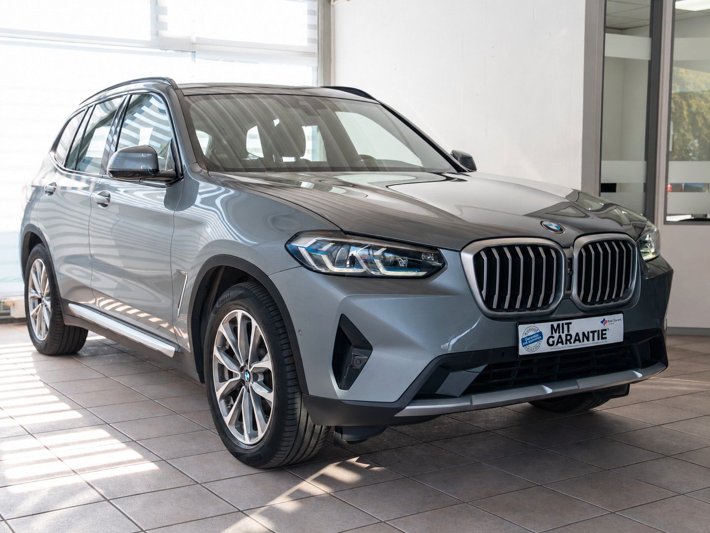 BMW X3 xD30d LASER 360° DriveAssist H/K DA LenkHzg imagem 3