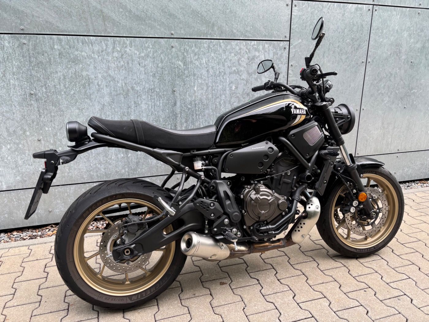 Fahrzeugabbildung Yamaha XSR 700