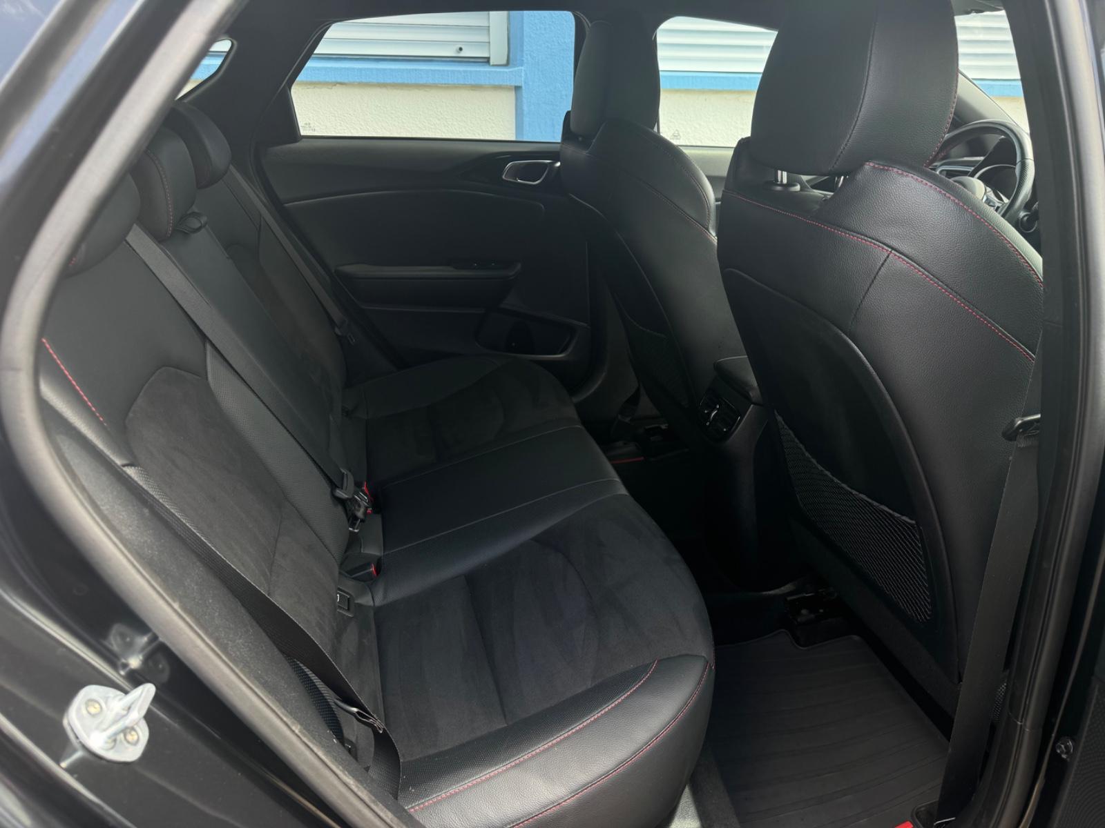 Kia pro cee'd GT Schalter Navi Kamera