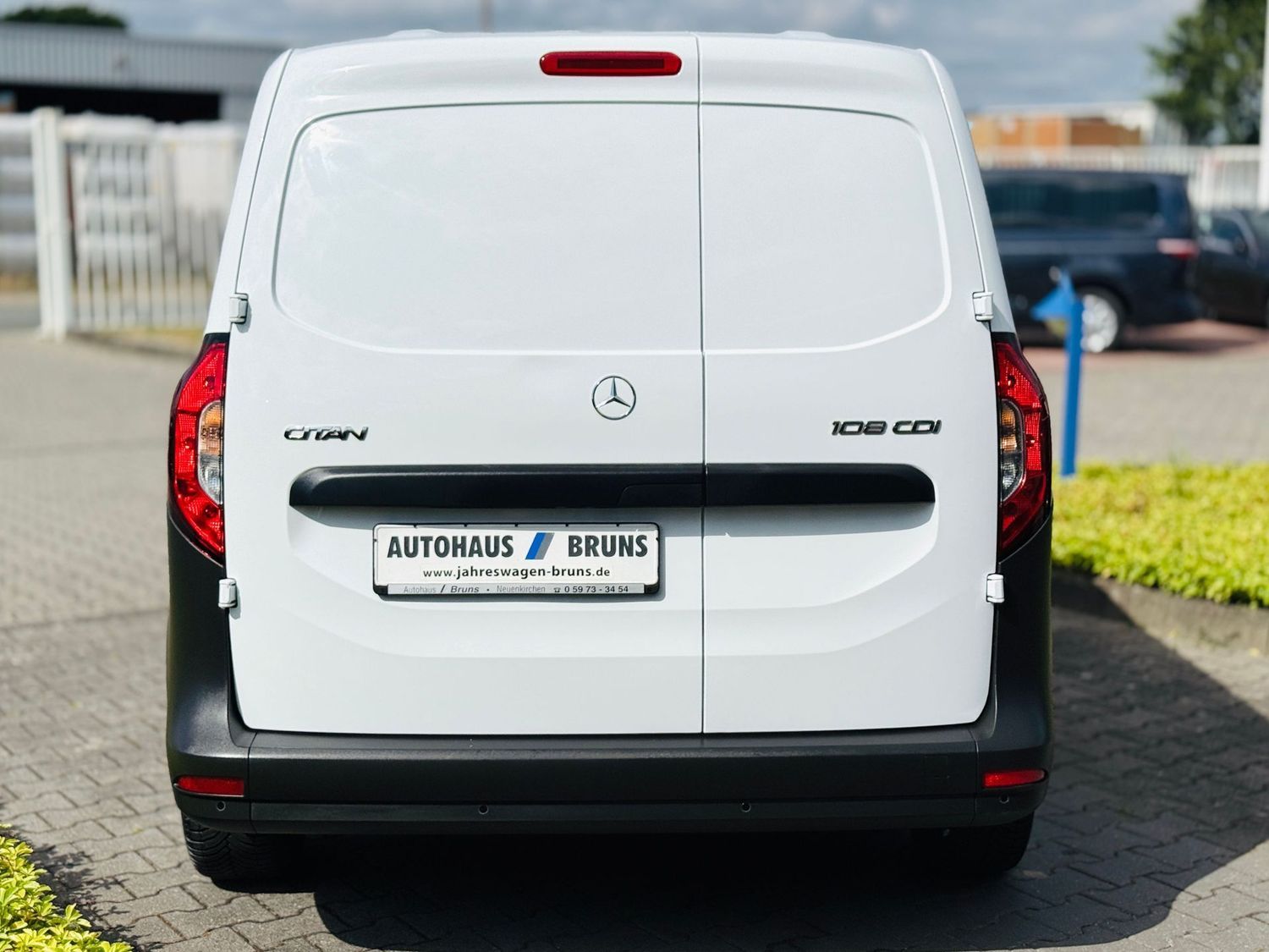 Fahrzeugabbildung Mercedes-Benz Citan 108 CDI PRO, 3-Sitze, Klima, PTS, DAB, SHZ