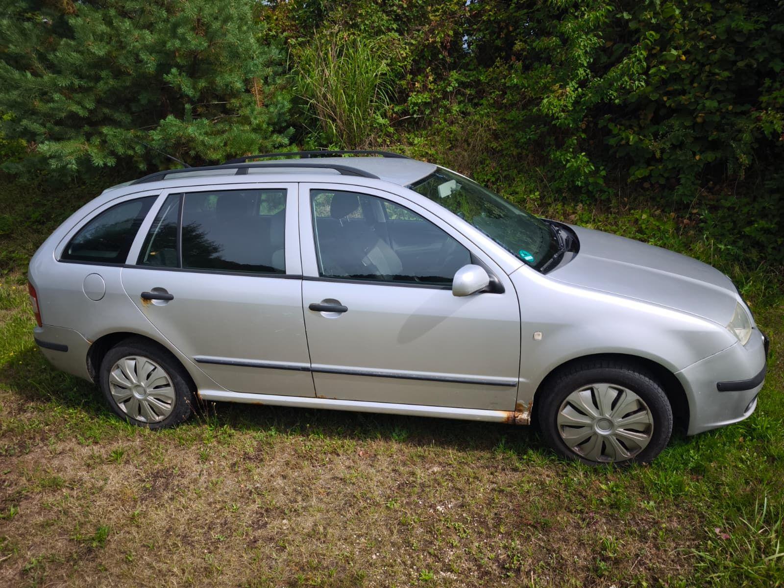 Skoda Fabia 2005 — rear view