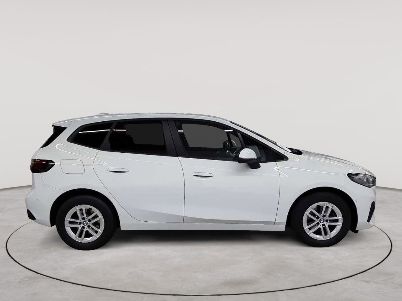 BMW 218d Active Tourer Aut. Navi SHz LED imagem 3