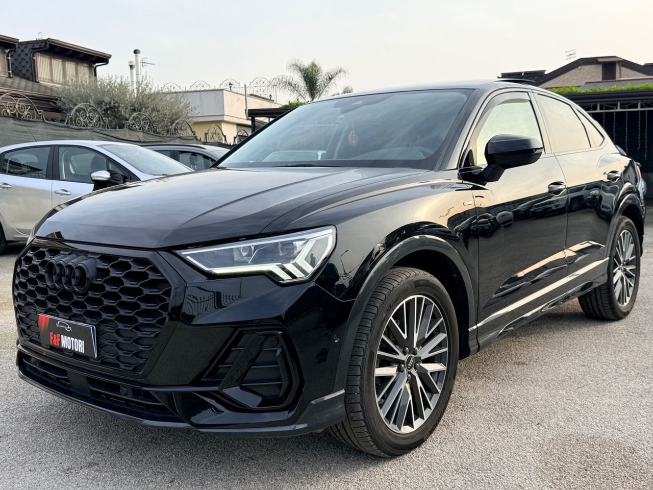 Audi Q3 SPB 35 TDI S tronic line edition 2022 imagem 3
