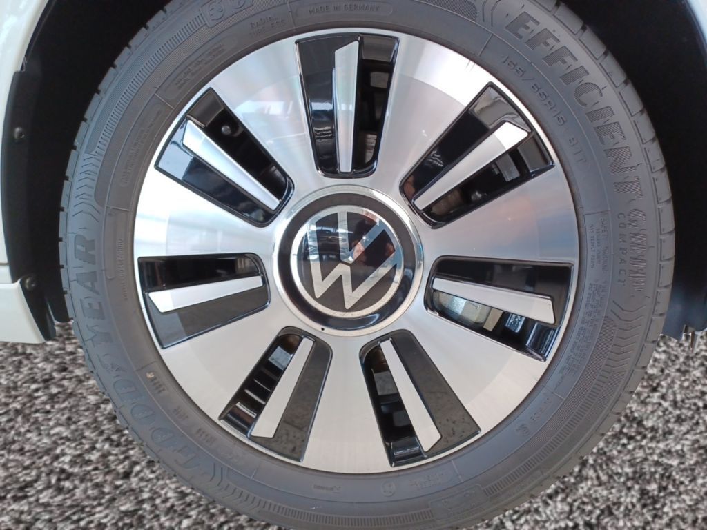 Fahrzeugabbildung Volkswagen e-up Edition sofort verfügbar inkl. Winterräder