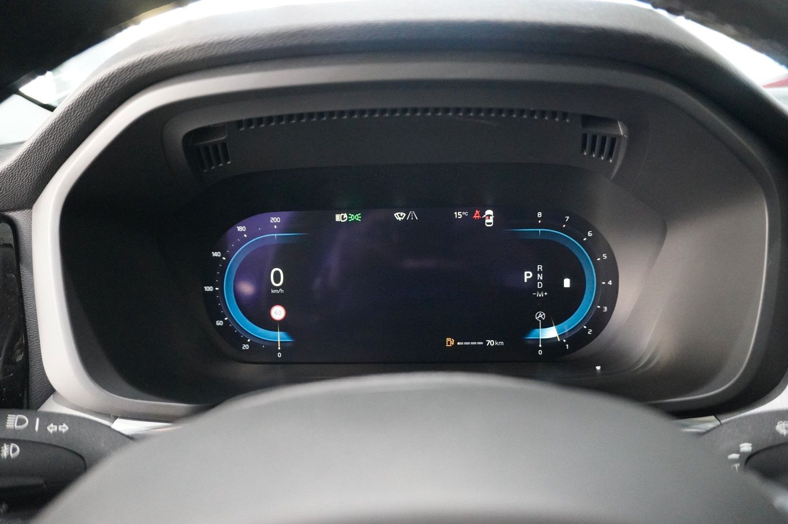 Fahrzeugabbildung Volvo XC 60 MOMENTUM PRO 2WD NAVI/LED/360°/VIRT./AHK