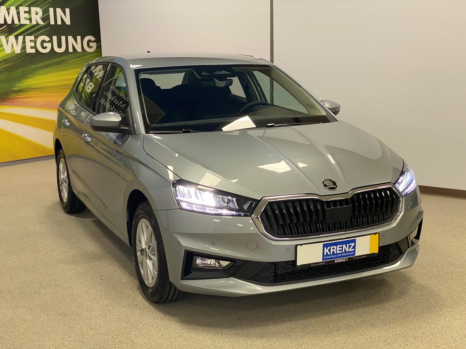 Fahrzeugabbildung SKODA Fabia 1.0 TSI+Garantie 2031+RüKAMERA+ALU+PDC+