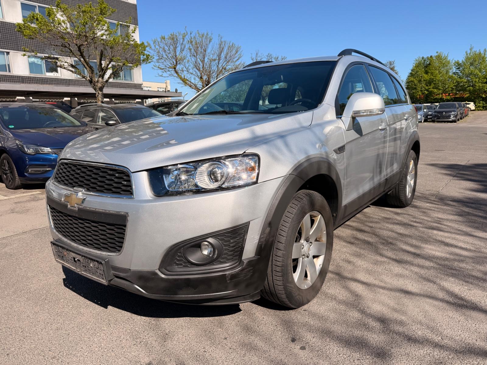 Chevrolet Captiva 2.2Diesel  7Sit Klima PDC Teilleder