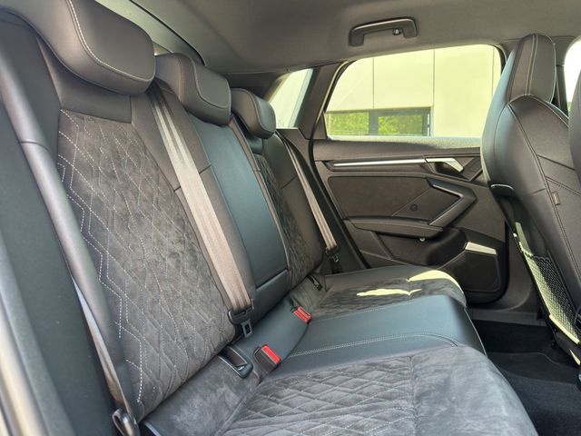 A3 Sportback 35 TDI S line AHK B&O MATRIX-LED