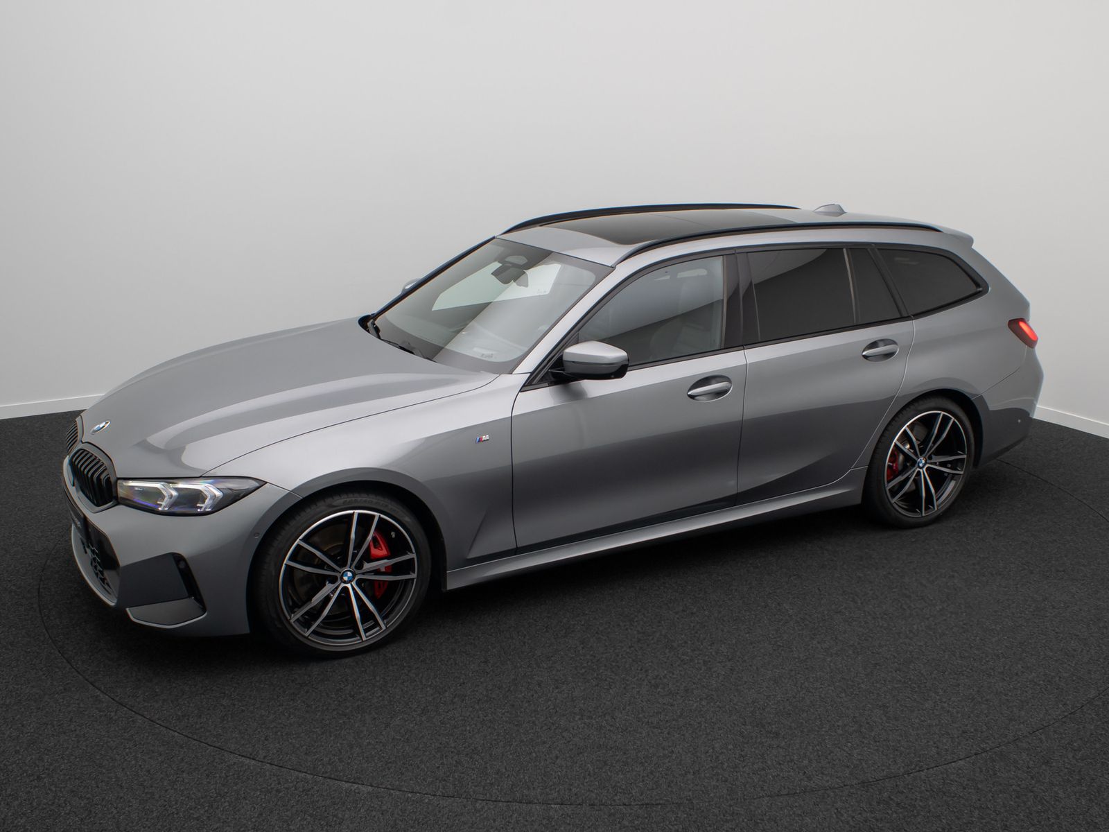Fahrzeugabbildung BMW 330d xD M Sport DAB 360&deg; Panorama H/K HUD 19Zoll