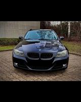 BMW 325d Touring **TOP AUSSTATTUNG**TOP GEPFLEGT** - BMW 3er Reihe aus 2010: Kombi