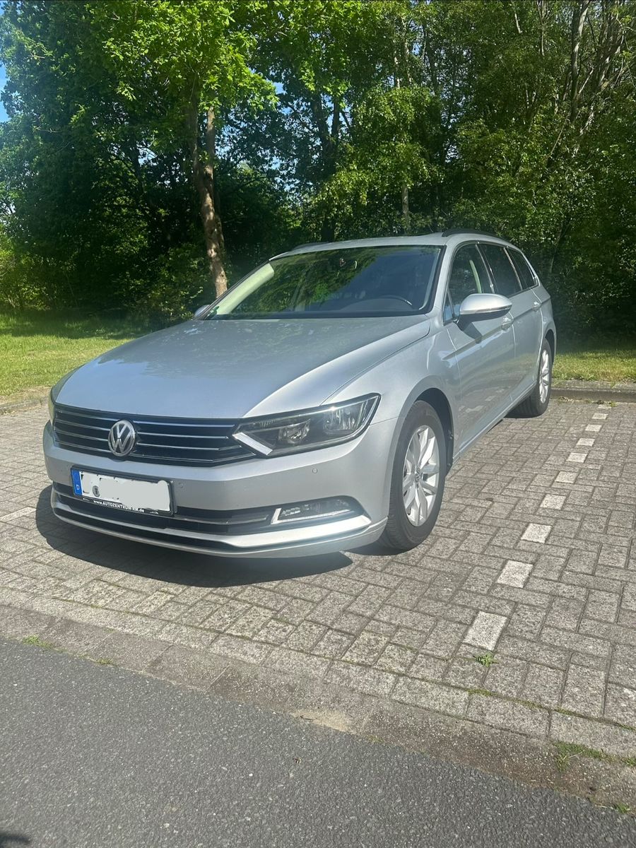 VW Passat Variant