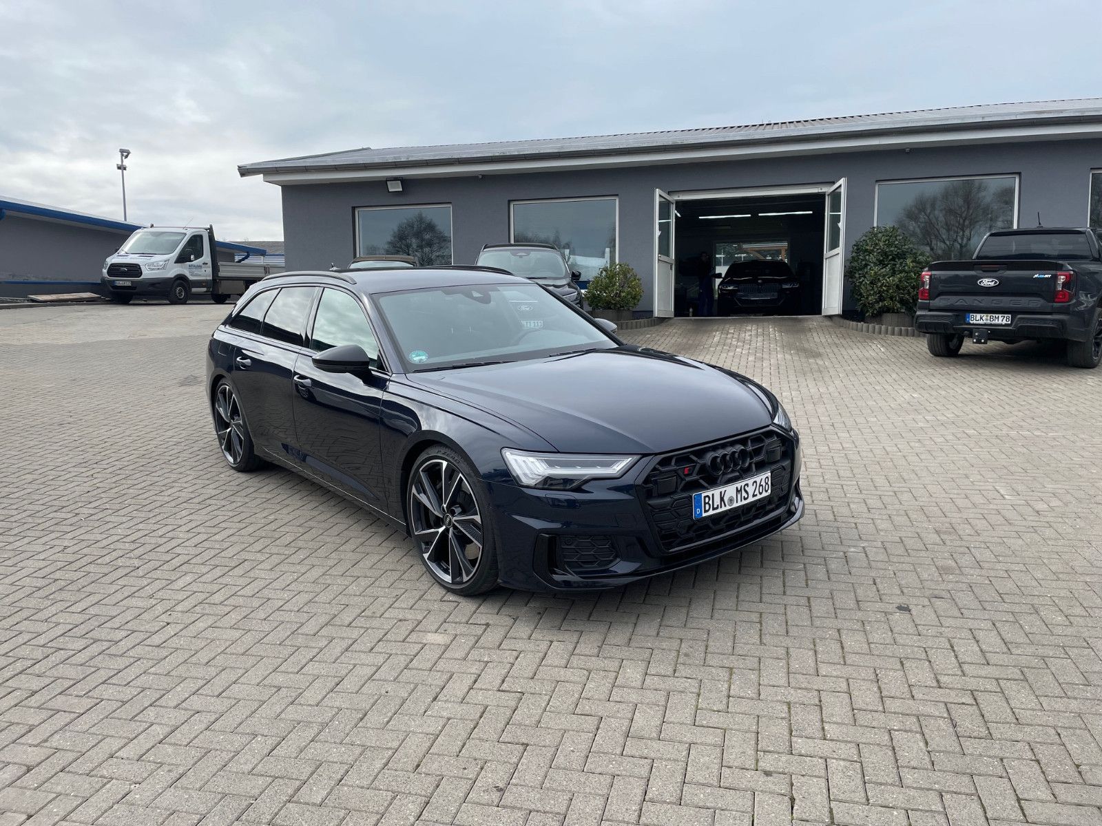 AUDI S6 Avant 3.0 TDI 4x4 Matrix LUFT S-Line Massage