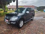 Mitsubishi Pajero 3,2 DI-D 4WD Top Automatik 1 Hd  85 tkm - Mitsubishi Pajero Gebrauchtwagen