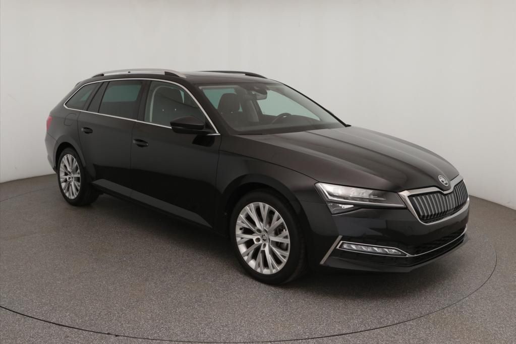Skoda Superb iV Combi Style 1.4 TSI 160kW Pano*PDC*NAV