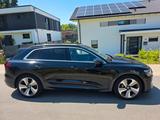 Audi Etron 55 + Garantie + 8 Reifen - Audi e-tron mit Elektro-Antrieb: Schwarz