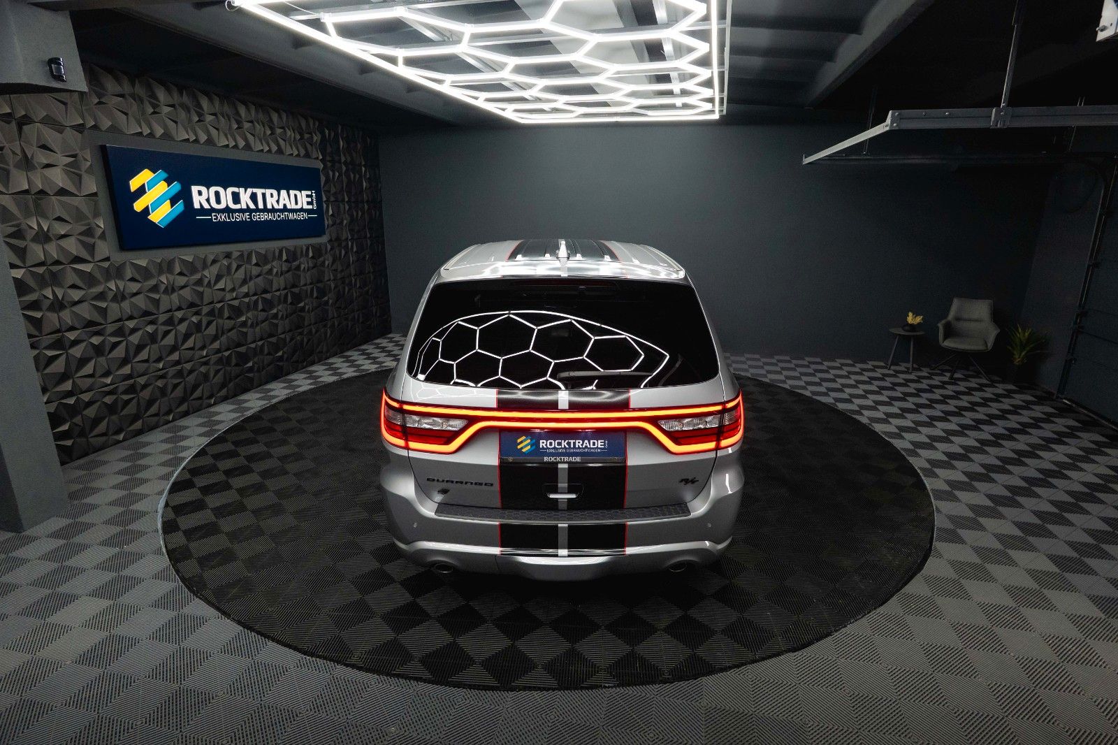 Fahrzeugabbildung Dodge Durango 5.7 V8 R/T SRT 4x4 Night-Paket Modell 22