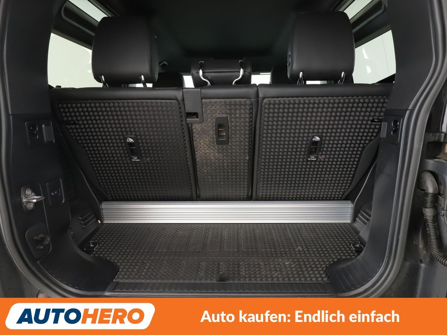 Land Rover Defender D200 90 SE Aut.*NAVI*LED*MERIDIAN*SHZ* foto 18