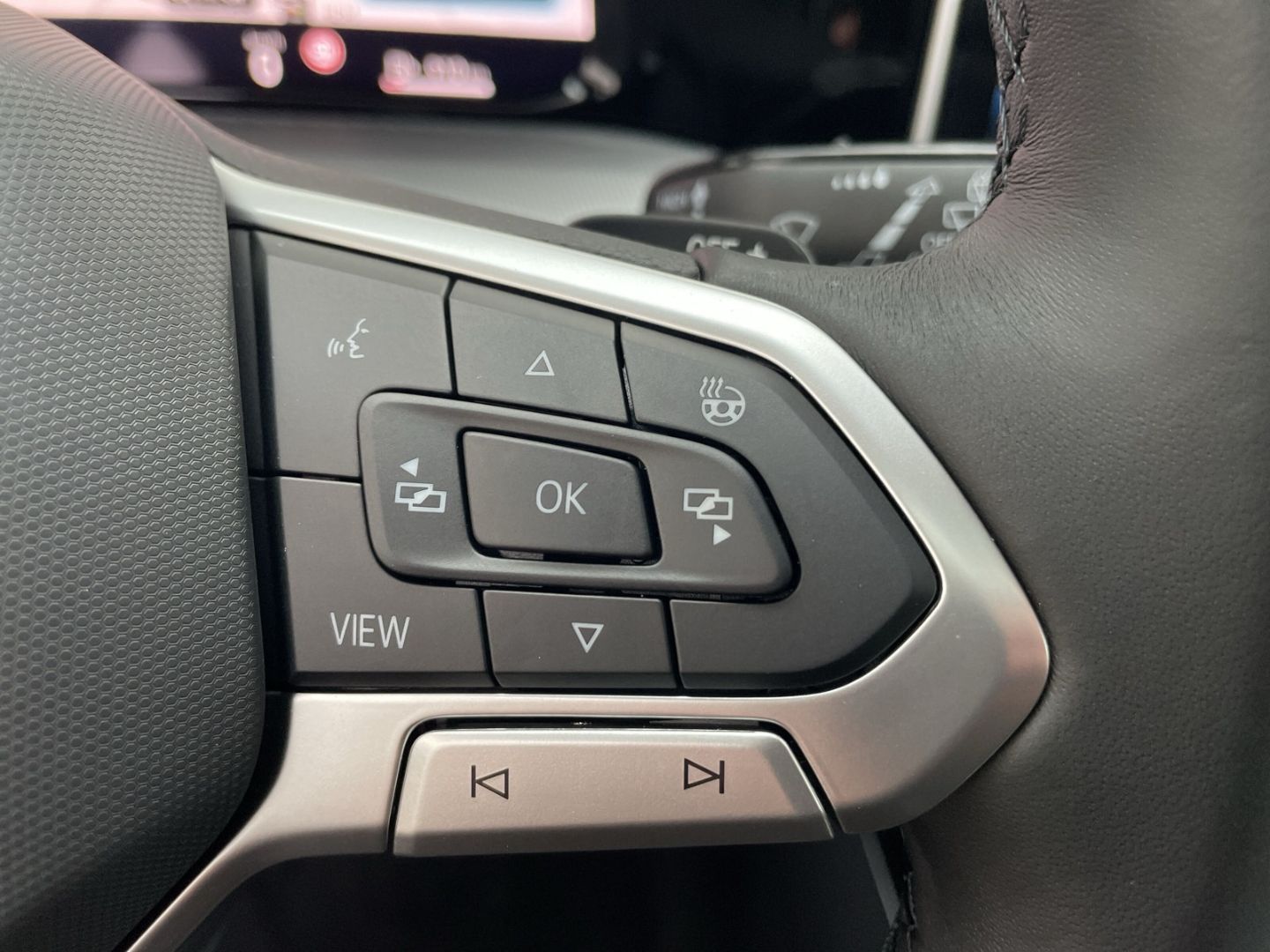 Golf Variant VIII 1.5 eTSI DSG Kamera/ACC/AHK