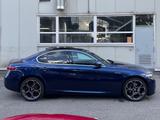 Alfa Romeo Giulia Super MY20 "Montecarlo Blue" - Alfa Romeo Giulia: 5 Türen