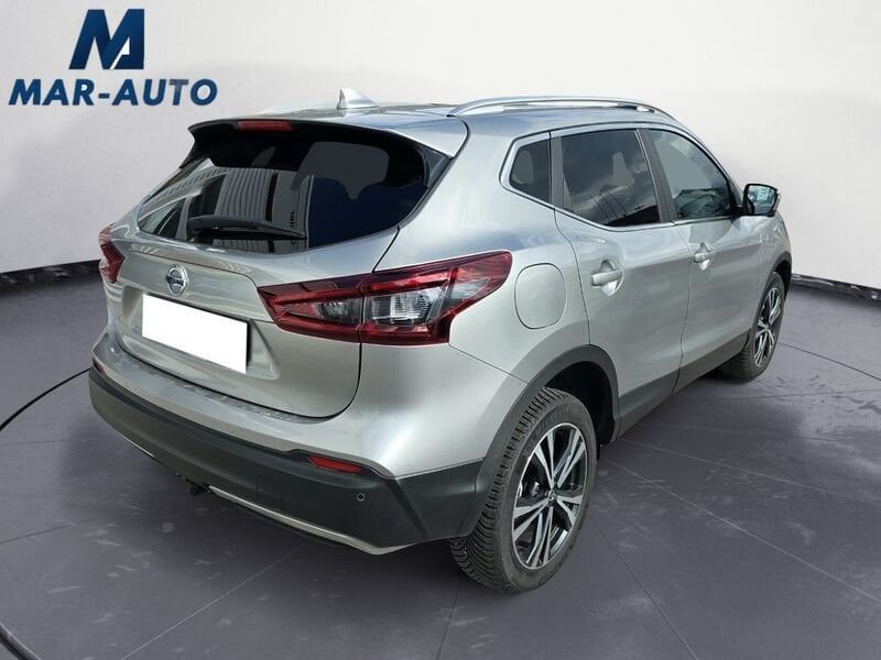 Nissan Qashqai Qashqai 1.7 dci N-Tec 4wd 150cv c imagem 3
