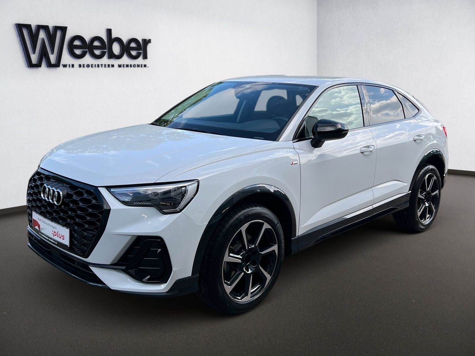 Audi Q3 Sportback S line AHK NAVI LED BLACKSTYLE SHZ foto 3