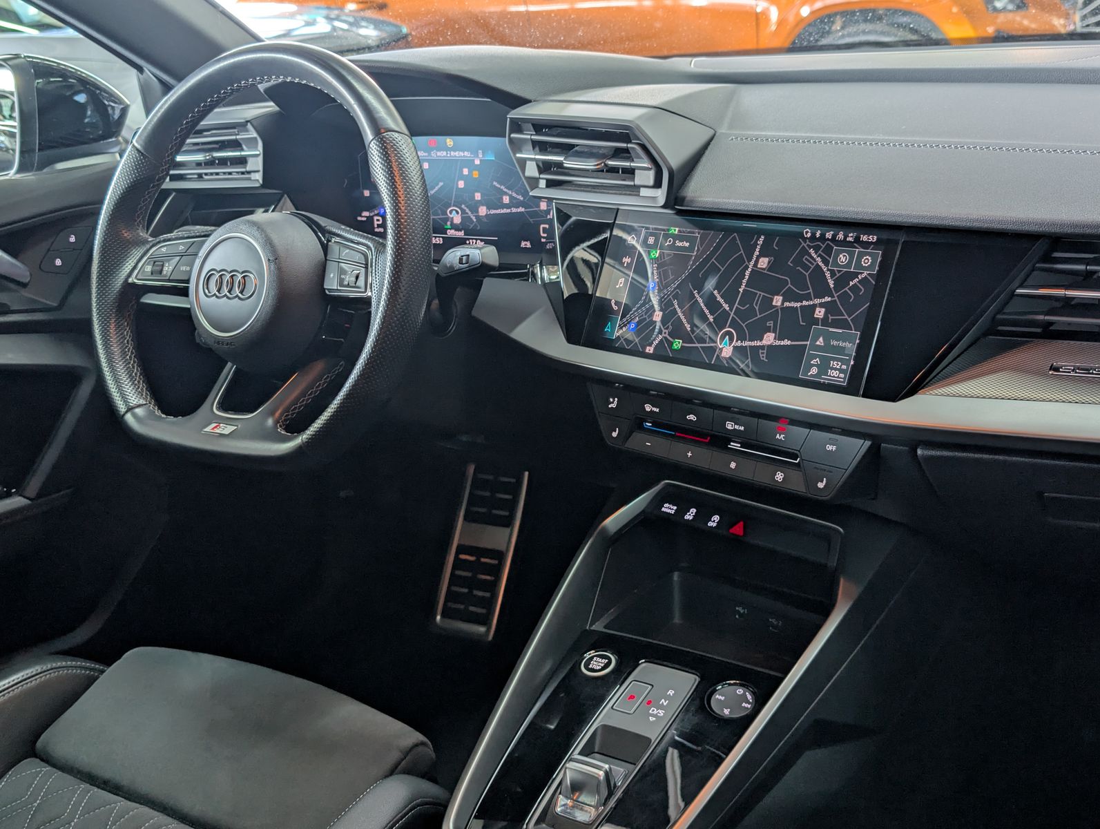 Fahrzeugabbildung Audi A3 40TDI quattro 3xS-line BLACK AHK ALCANTARA 19