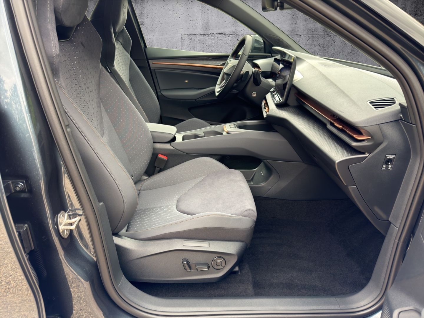 Cupra Raval - Bild 25