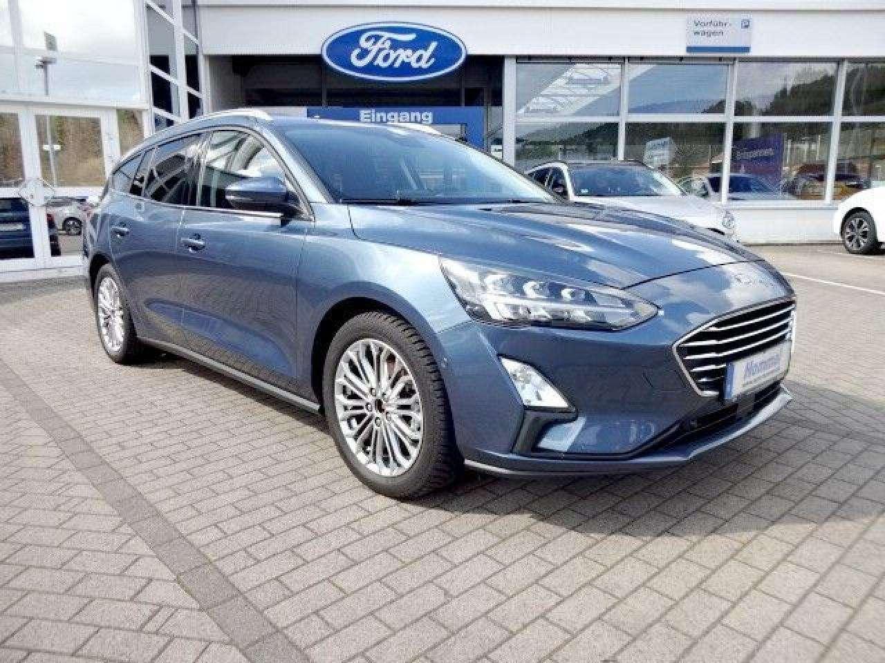 Ford Focus Turnier Titanium LED+NAVI+ACC+TWA+VSA+MWA+