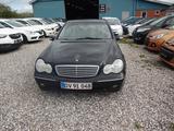Mercedes-Benz C 240 C -Klasse Lim. C 240 - schwarze Mercedes-Benz C 240