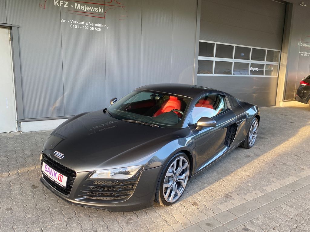 Audi R8