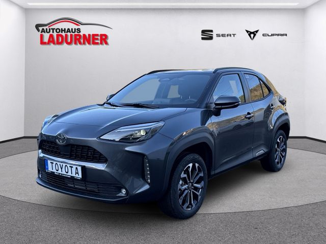 Yaris Cross Teamplayer Hybrid Safety und Comfort