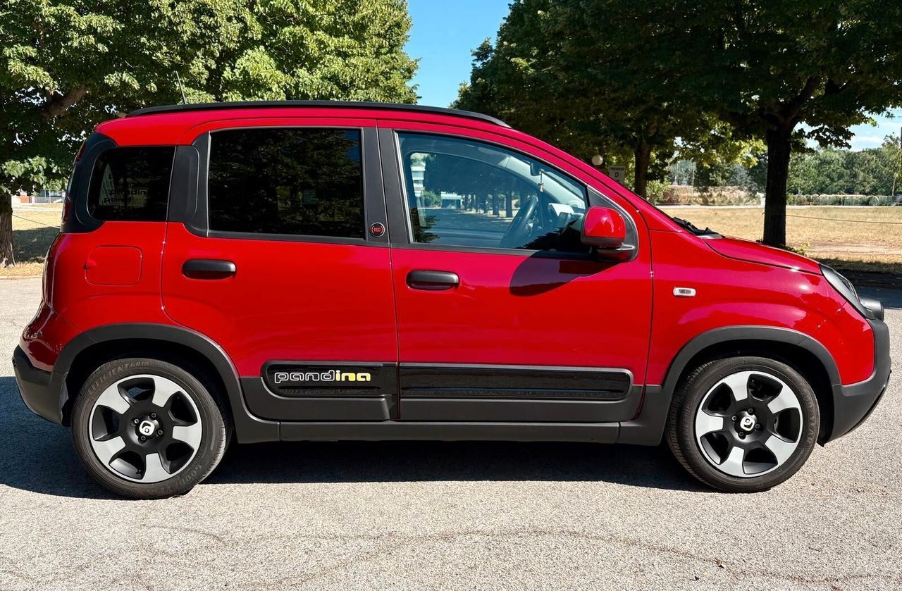Fiat Panda Pandina 1.0 FireFly 65 CV Hybrid Cros imagem 3