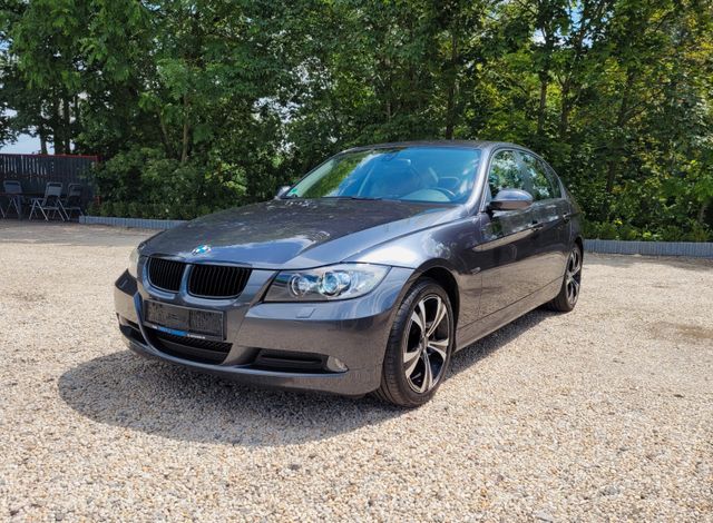 BMW Baureihe 3 Lim. 318i Aut*Klima*SZH*Temp*8xLMF*HU