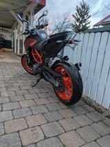 KTM Duke 125 - KTM 125