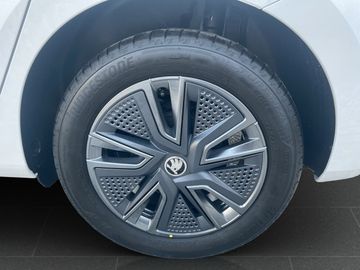 Skoda Fabia IV 1.0 TSI DSG Drive *2xPDC*CAM*DAB*LED*