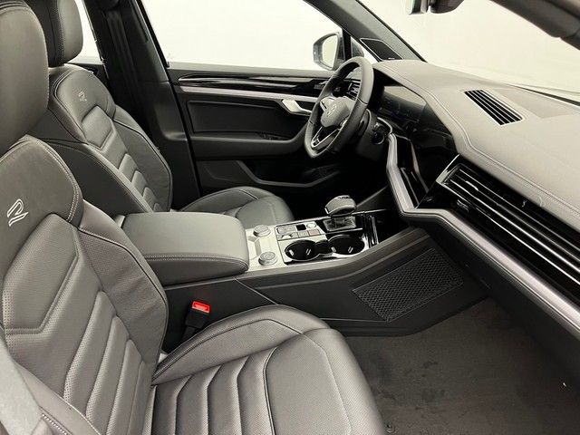 Volkswagen Touareg V6 TDI 4M Autom. R-Line KomfortLuft21Dyn foto 3