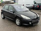 Peugeot 307 Tendance 1.6 Automatik - Klima  PDC  TÜV NEU - Peugeot 307 Gebrauchtwagen in Köln