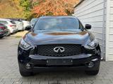 Infiniti QX70 3.7 V6 Navi*SHZ*AHK - Infiniti: Q